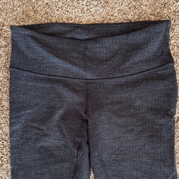 Lululemon Heather Black Leggings - Picture 3 of 7